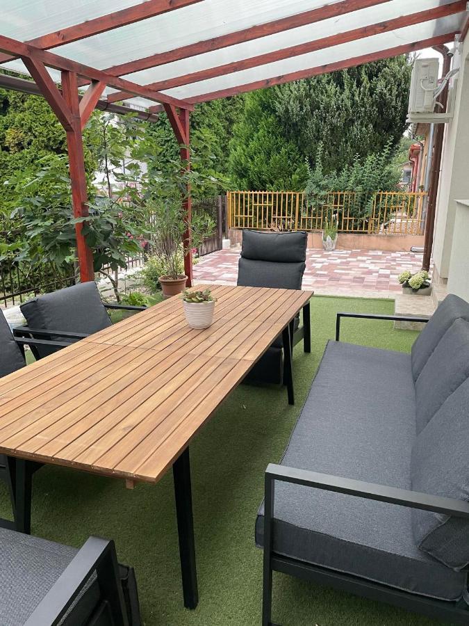 Adam Apartman Hajdúszoboszló Exterior foto