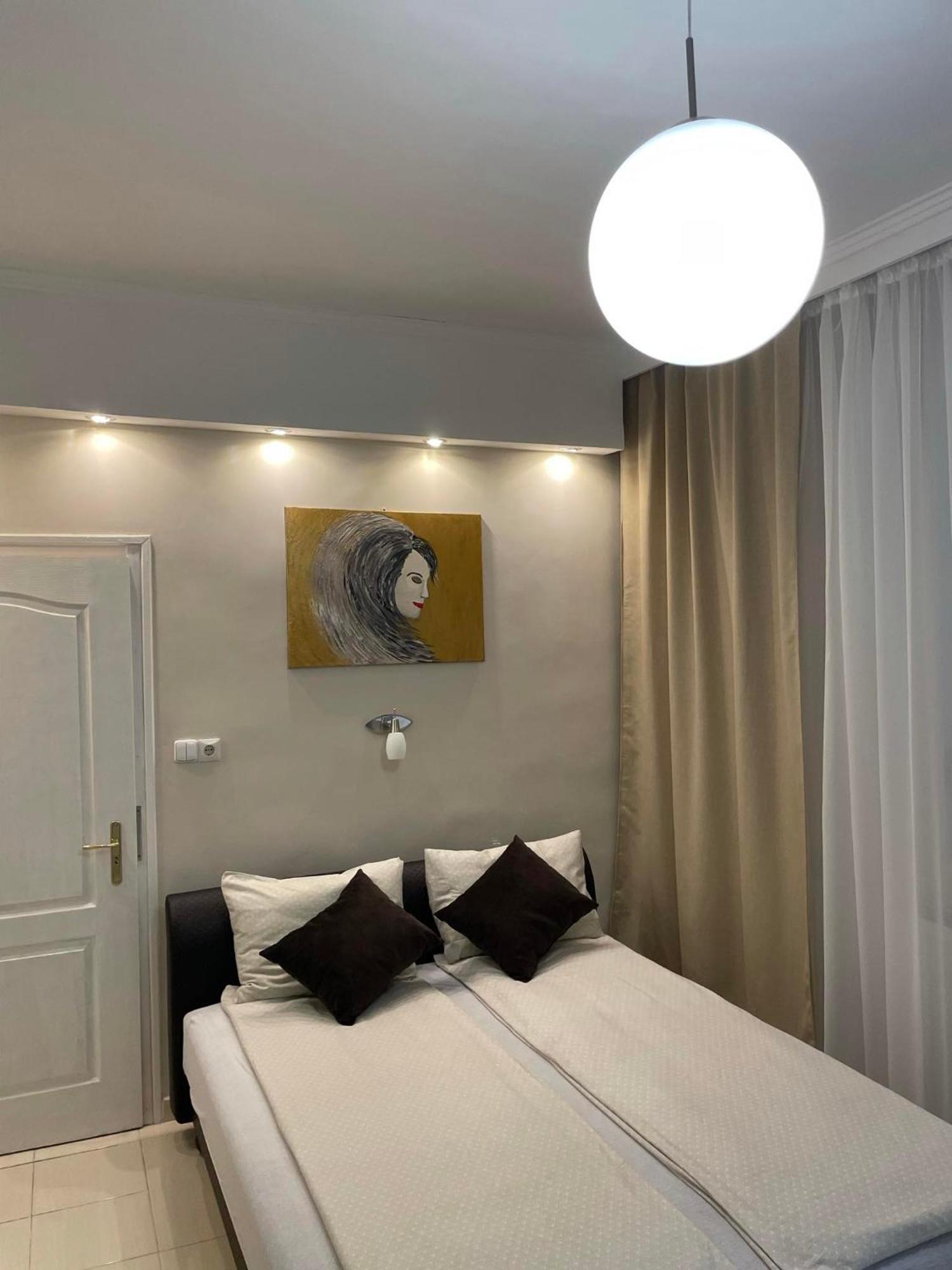 Adam Apartman Hajdúszoboszló Exterior foto