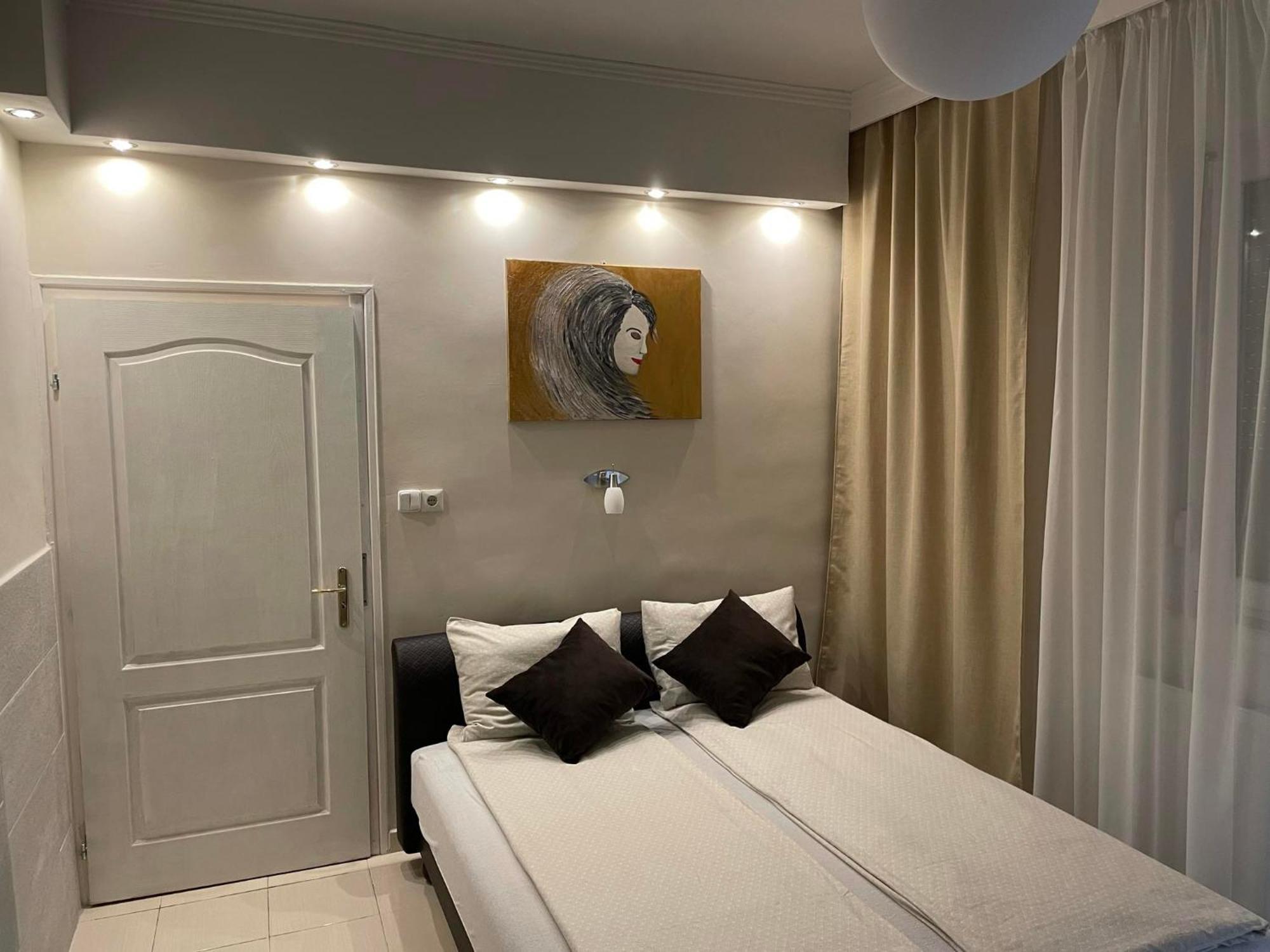 Adam Apartman Hajdúszoboszló Exterior foto